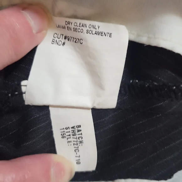 VANHEUSEN Boys' Black Pinstripe Flat Front Polyester Rayon Dress Pants - 16 Slim - Picture 9 of 16